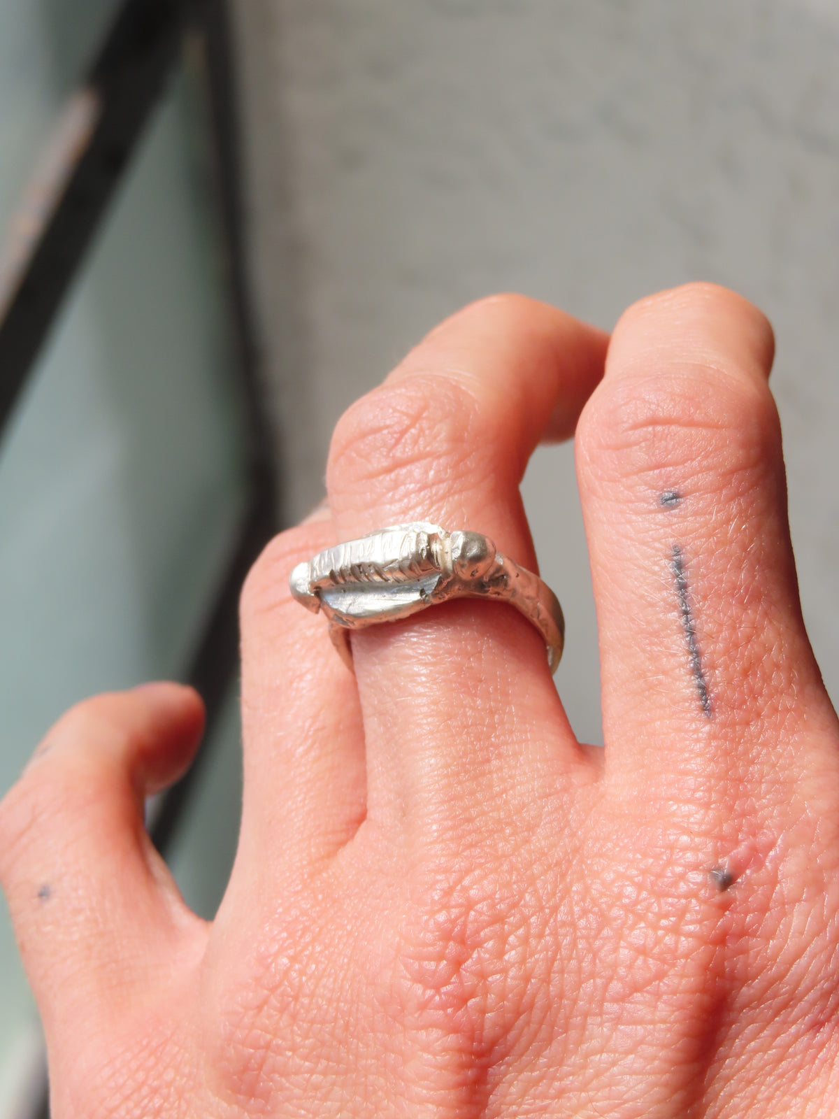 Ionic Ring
