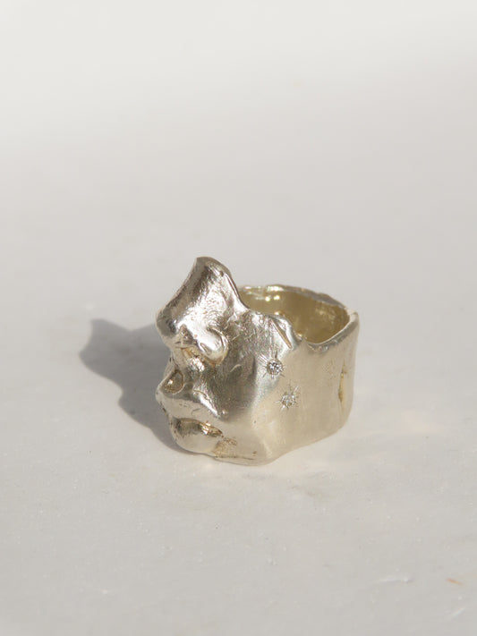 Visage Ring
