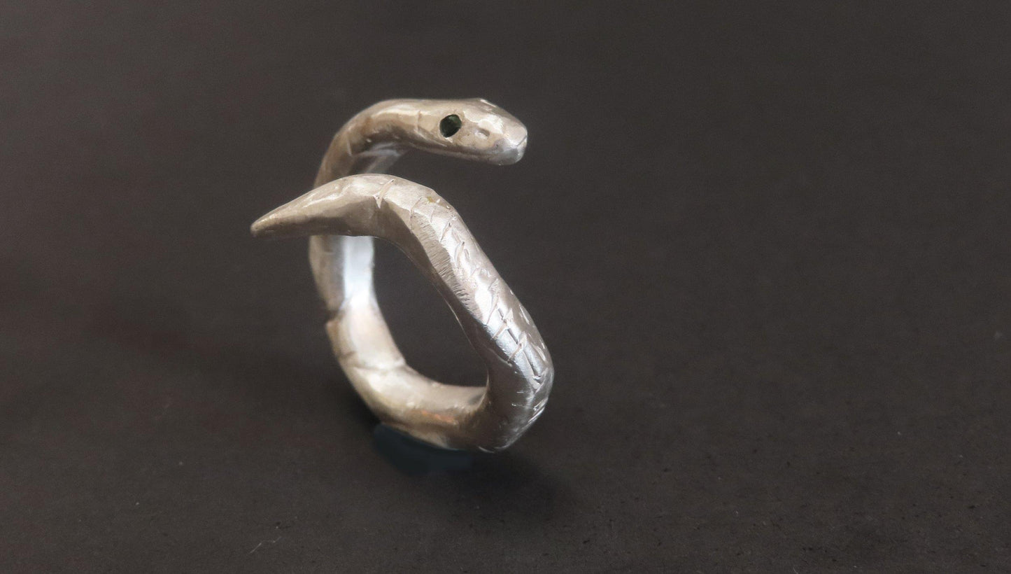 Coiling Snake Ring
